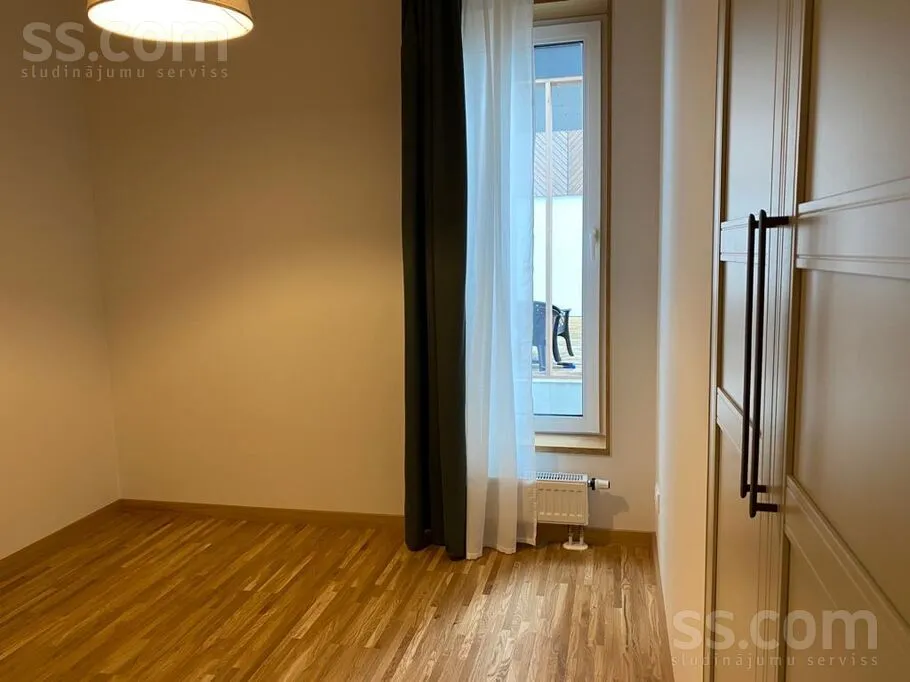 Bedrooms - 3-Bedroom Apartment with Lake View in Babītes