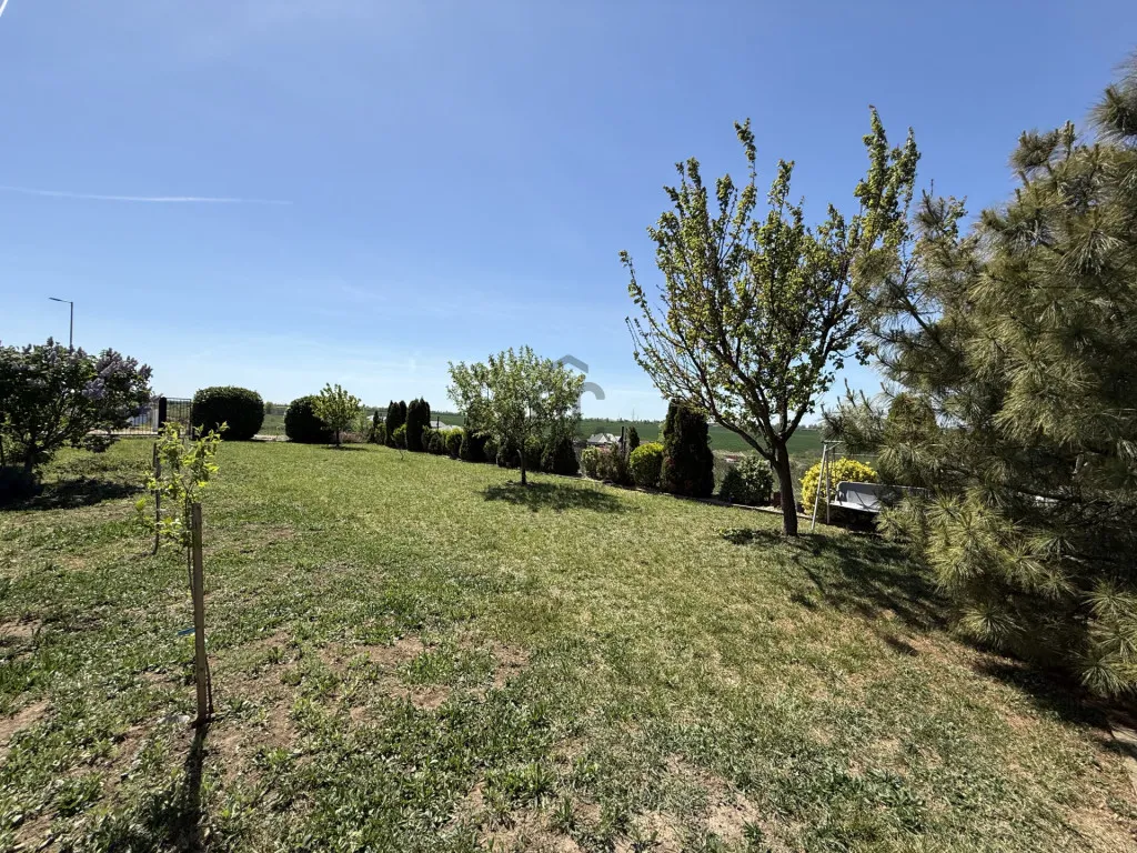 Garden - Building Land in Smaragdvölgy, Pécel