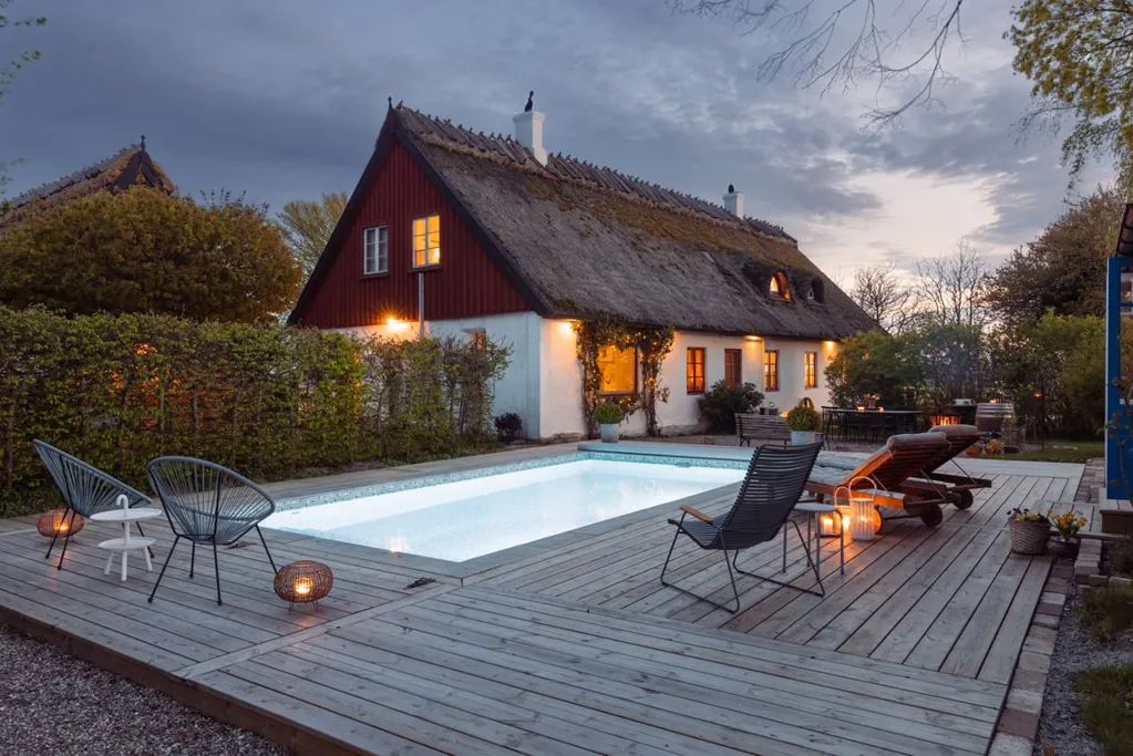 Bassein - Scandi Farmhouse with Pool and Views in Ystad