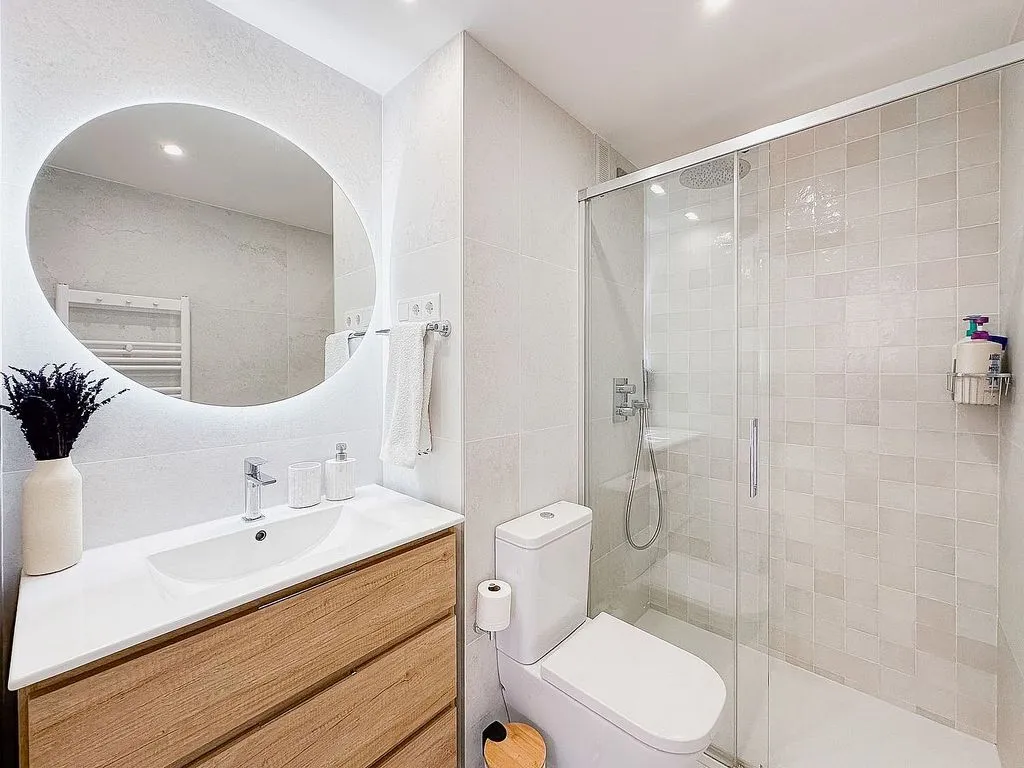 Vannitoad - Modernised 1-Bed Flat with Garage in La Paz
