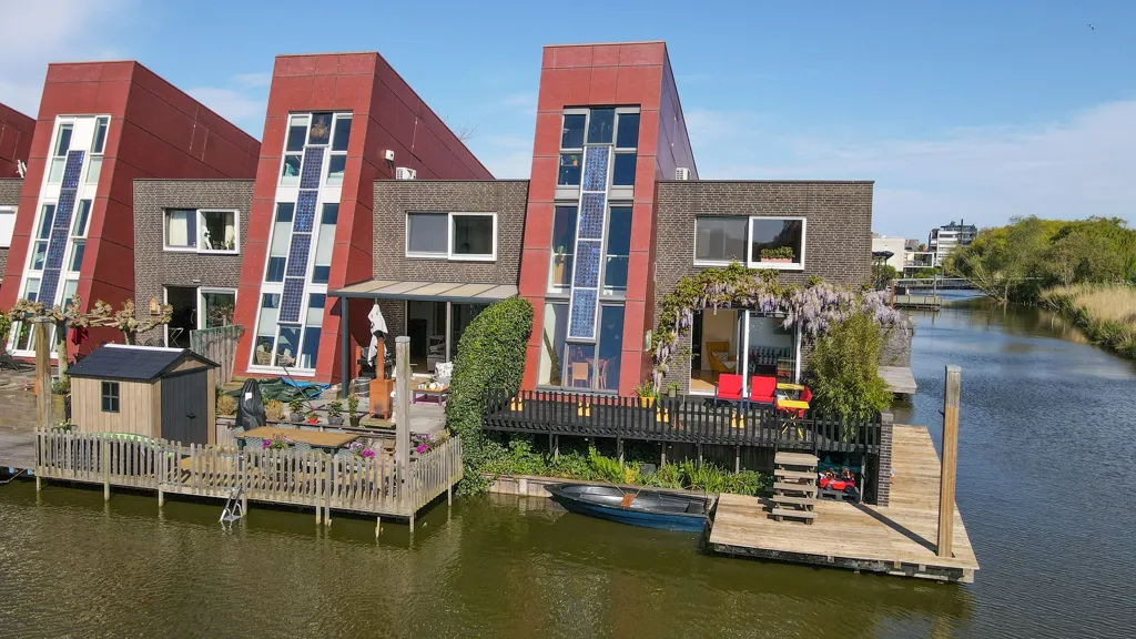Extérieur - Waterfront Villa with Terrace in Wateringse Veld