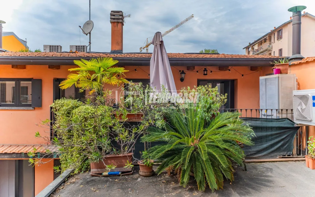 Terrass - Mansarded Flat with Terrace in Milan