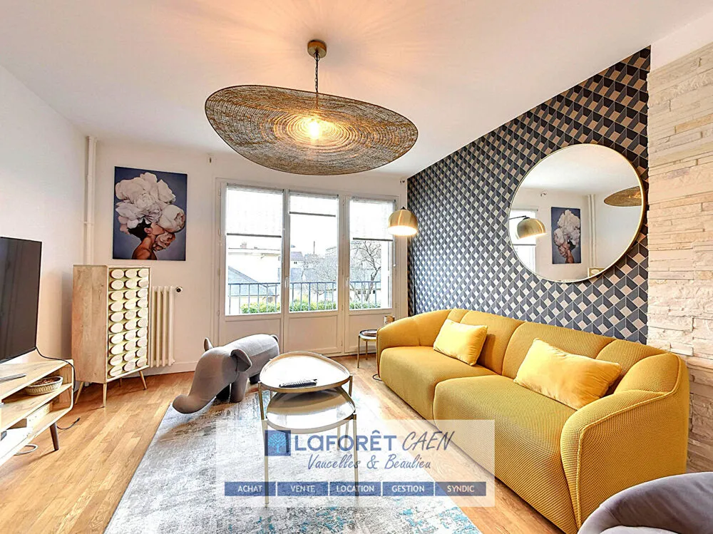 Meubled Studio with Intercom in Caen