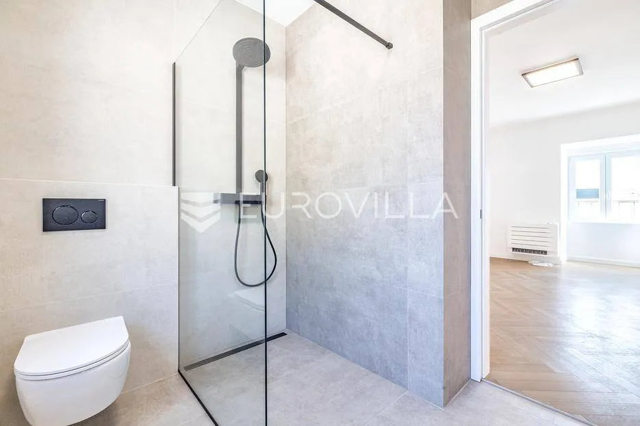 Salles de bain - Luxury Apartment with Garden Access in Zagreb
