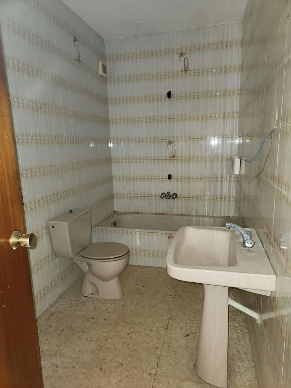 Bagni - Apartment with Balcony and Terrace in Agramunt