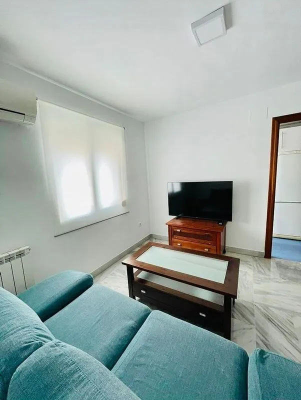 Elutuba - 2-Bedroom Apartment with Pool in Carranque