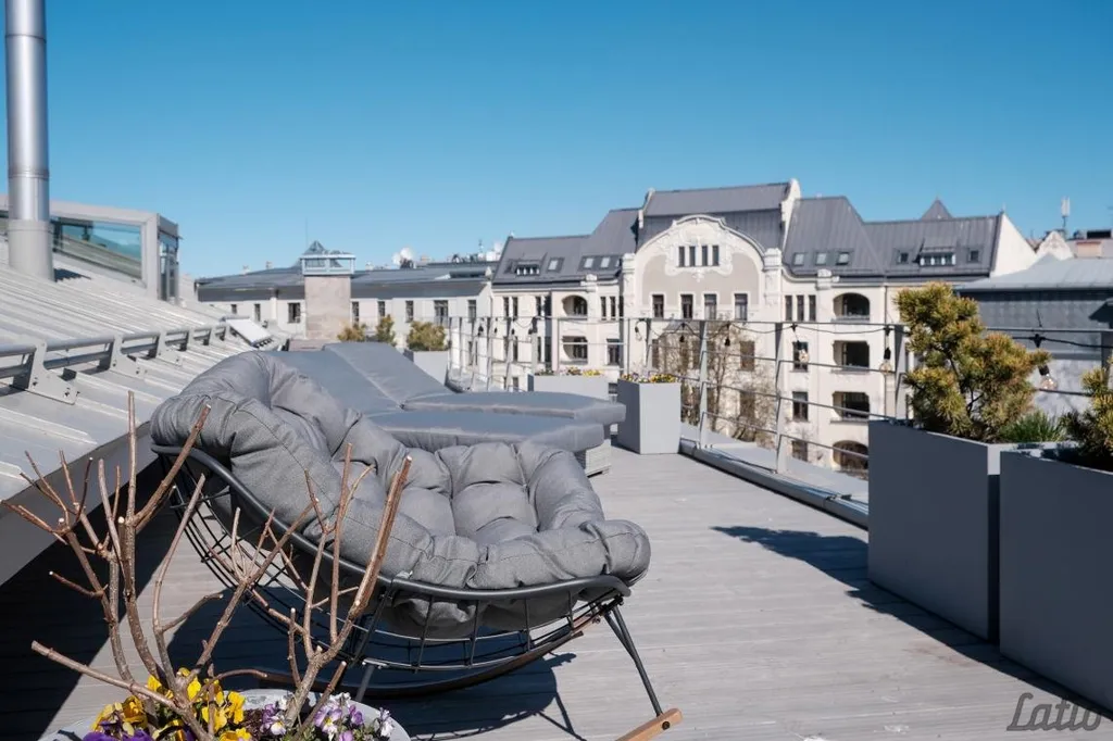 Terrass - Renovated Jugendstil Flat in Riga Centre