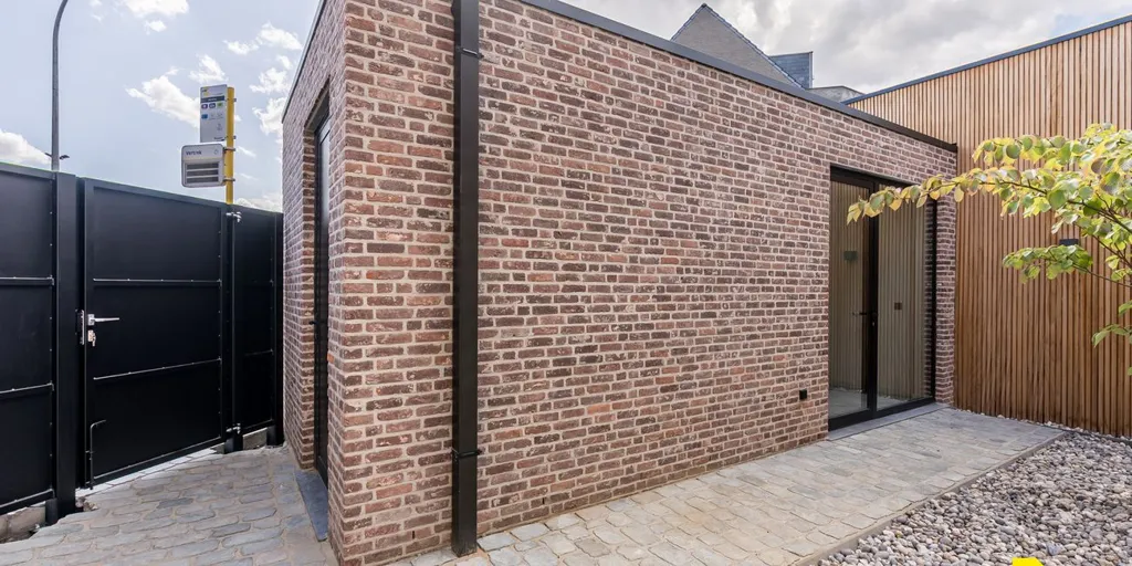 Esterno - Renovated House with Garden in Geel