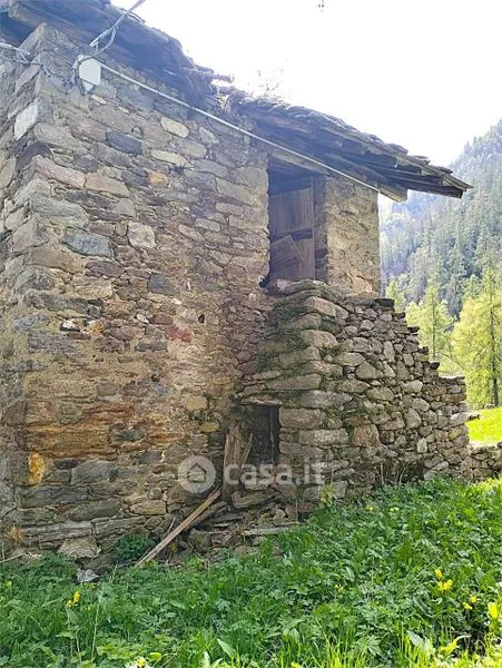 Esterno - Rustic Farmhouse with Mountain View in Perloz