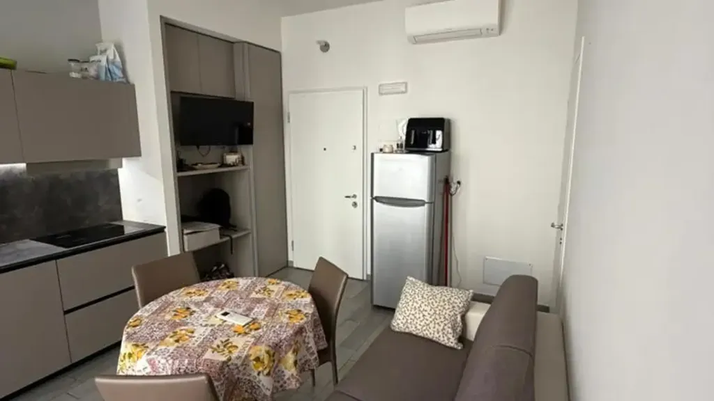 Elutuba - Rented Flat with Terrace in Bologna