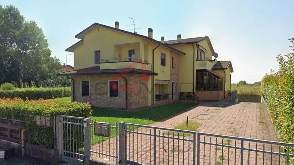Extérieur - Trilocale with Terrace in Nogara