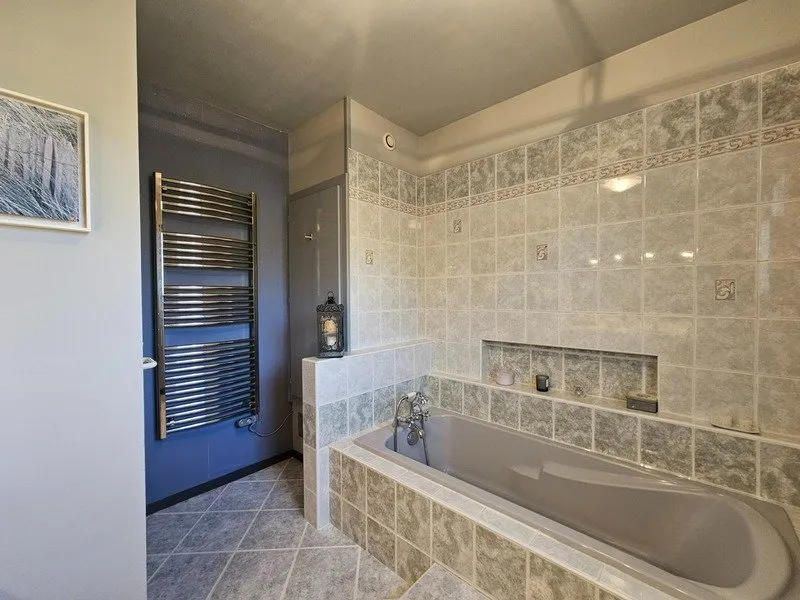 Bagni - Charming House with Pool in Marcellaz