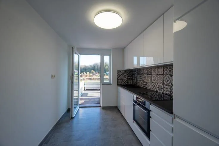Kitchen - Charming Cottage in Halanzy, Aubange