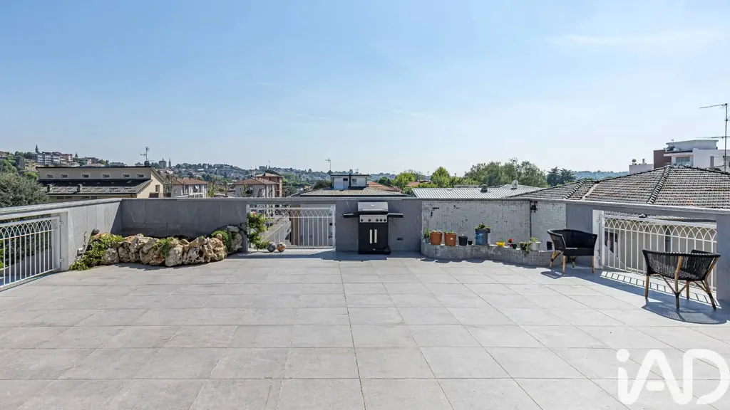Terrasse - Luxury Penthouse with Terraces in Cantù