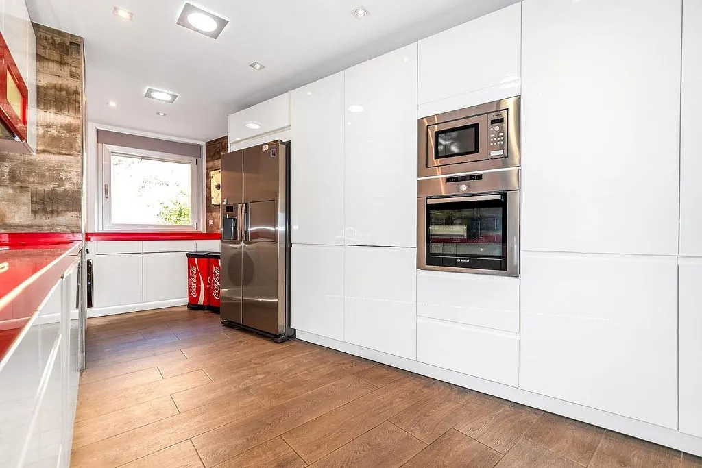 Cuisine - Luxury Flat with Sea View in Mascarat