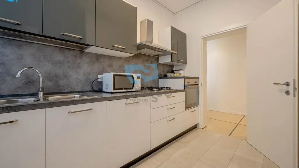 Cuisine - Seafront Apartment with Private Beach in Jesolo