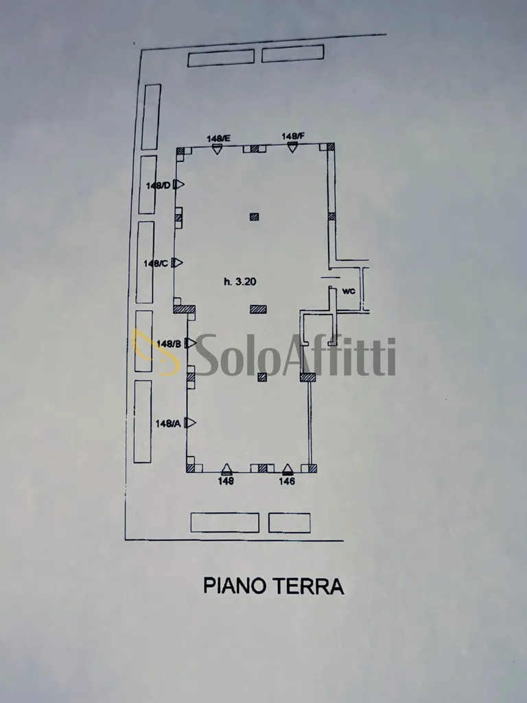 Plaan - Commercial Space with 5+ Windows in Rende