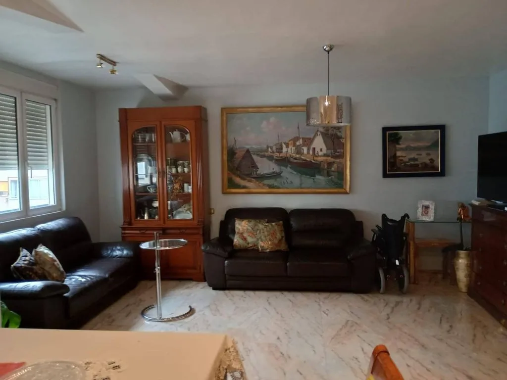 Living Room - Luxury Flat with Balcony in Valencia