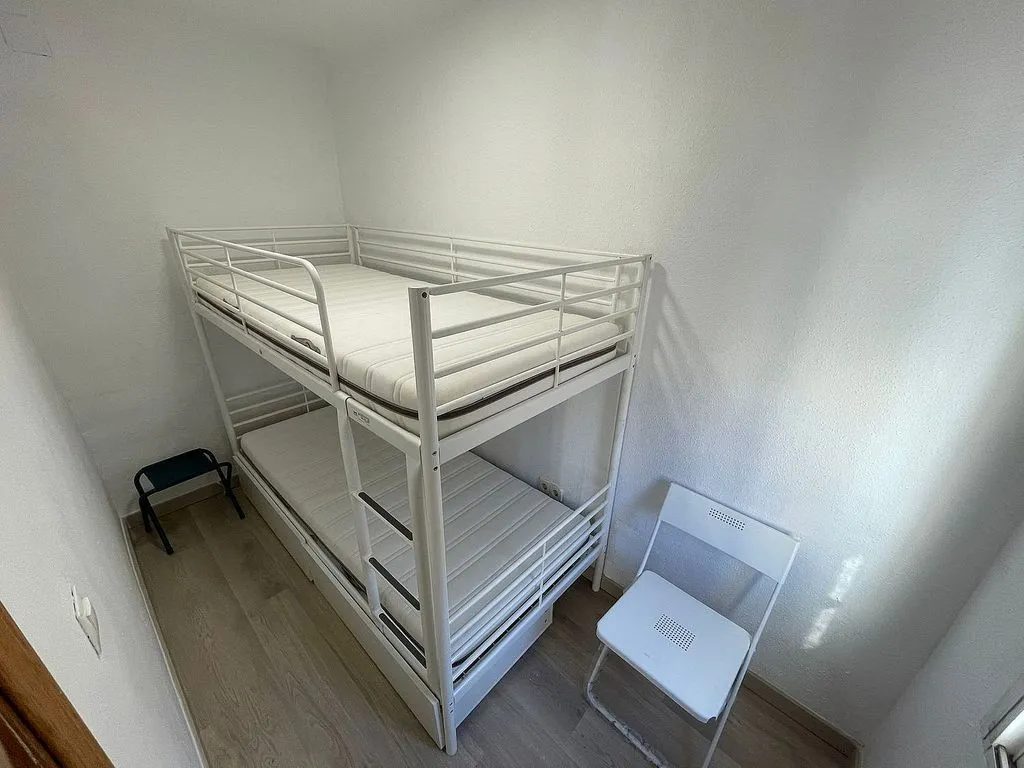 Chambres - 3-Bedroom Flat with Terrace in Carabanchel