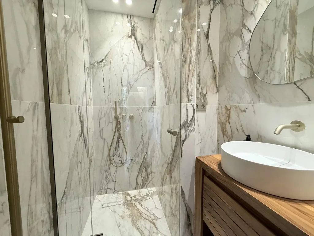 Salles de bain - Appartement 4 Pièces avec Vue Mer à Cannes