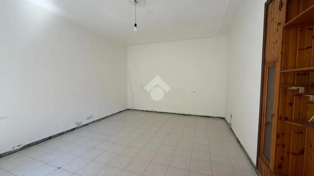 Toad - Corner Semi-Detached Villa with Private Garden in Pesaro