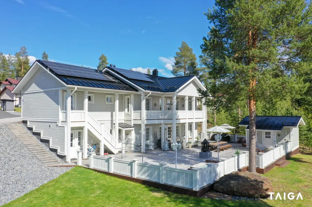 Välivaade - Modern Detached House with Jacuzzi in Rovaniemi