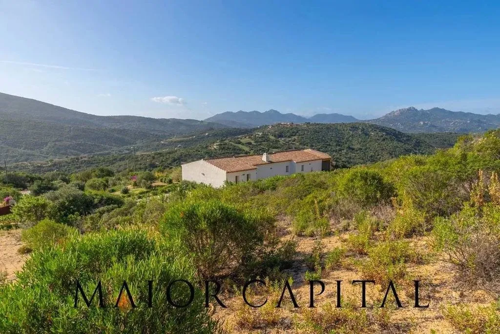 Aed - Luxury Villa with Pool in Cugnana Verde