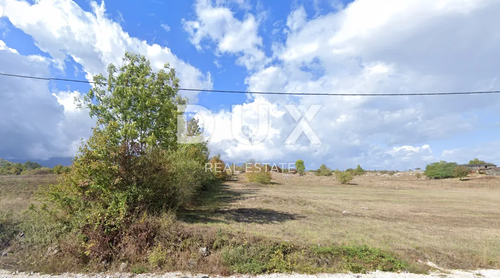 Aed - Large Plot with Main Road Access in Lovinac, Lika