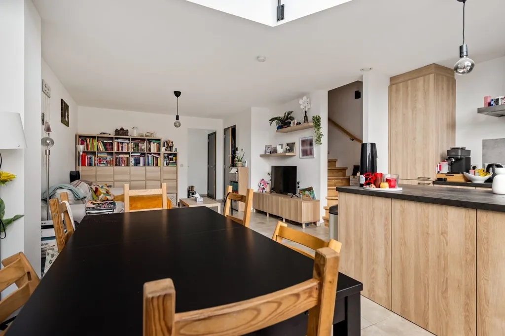 Salle à manger - Maison Éco-Énergétique avec Jardin à Lier