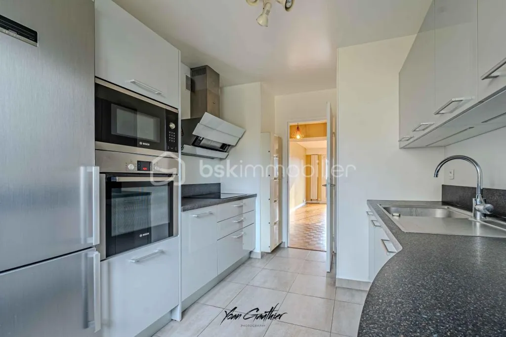 Cuisine - Appartement T4 Plein Sud au Dernier Étage à Paris