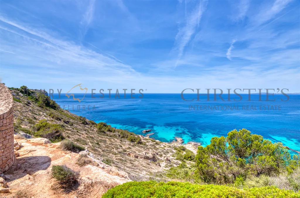 Giardino - Mediterranean Villa with Pool in Sa Torre, Mallorca