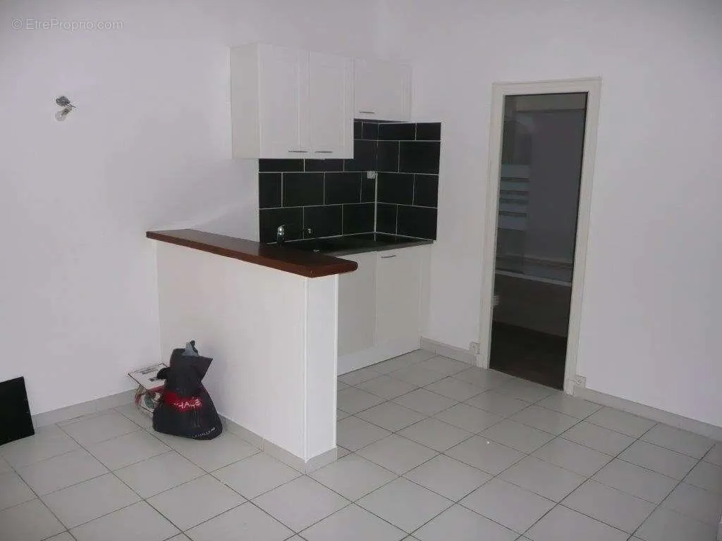 Cucina - Refurbished T3 Apartment in Draguignan