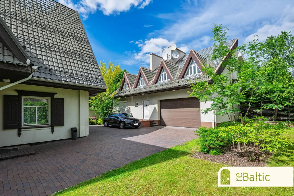 Välivaade - Unique House with Garden in Žvėrynas