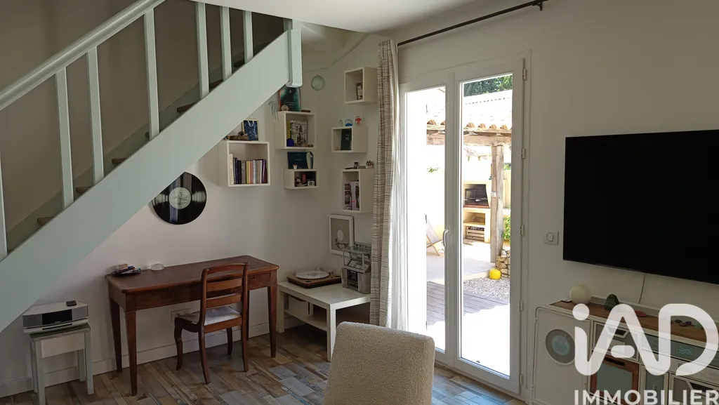 Séjour - Villa avec jardin et balcon à Mèze
