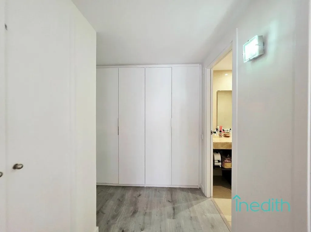 Pièces - Duplex Apartment with Pool in Central Castelldefels