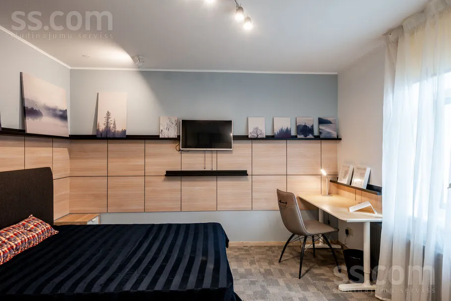 Magamistoad - Modern Studio with Street Art in Riga