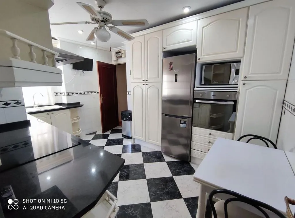 Cuisine - Bright Apartment with Balcony in Nervión