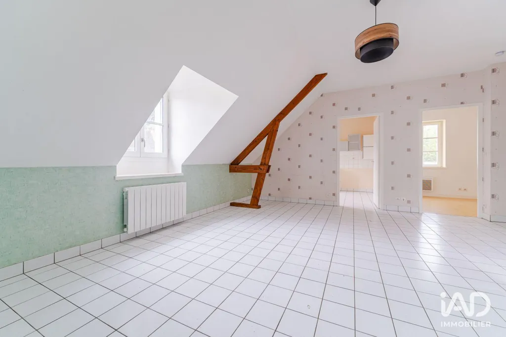 Pièces - Immeuble de Rapport avec Deux Appartements à Charentilly
