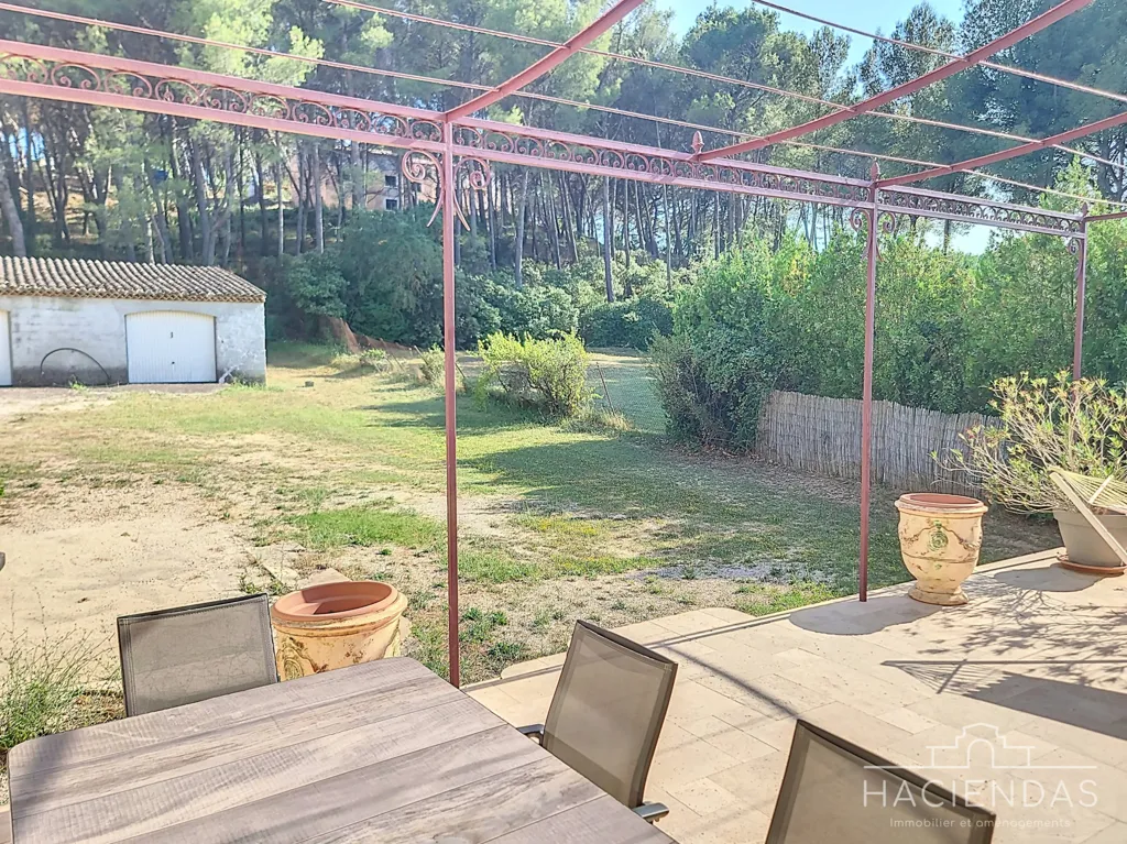 Terrass - Traditional House with Constructible Plot near Aix-en-Provence
