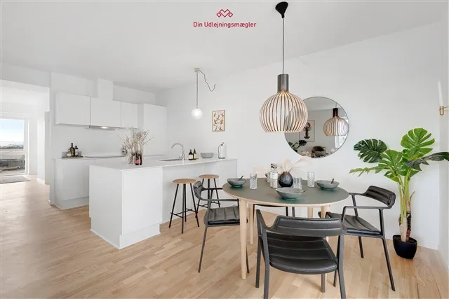 Dining Room - Apartment with West-Facing Terrace in Aalborg