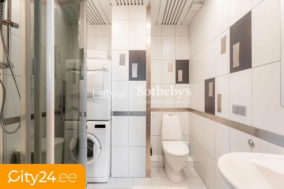 Vannitoad - Furnished Apartment with Sea Access in Lielupe