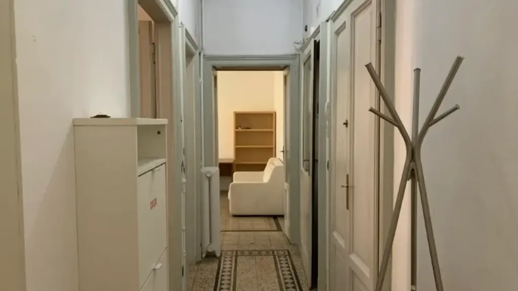 Esik - Apartment with Lift in Milan's Ticinese