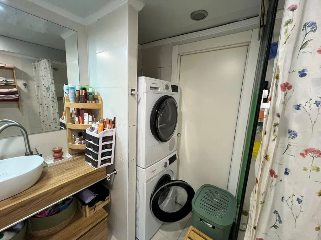 Buanderie - Ground Floor Flat with Terrace in Pallaresos, Tarragona