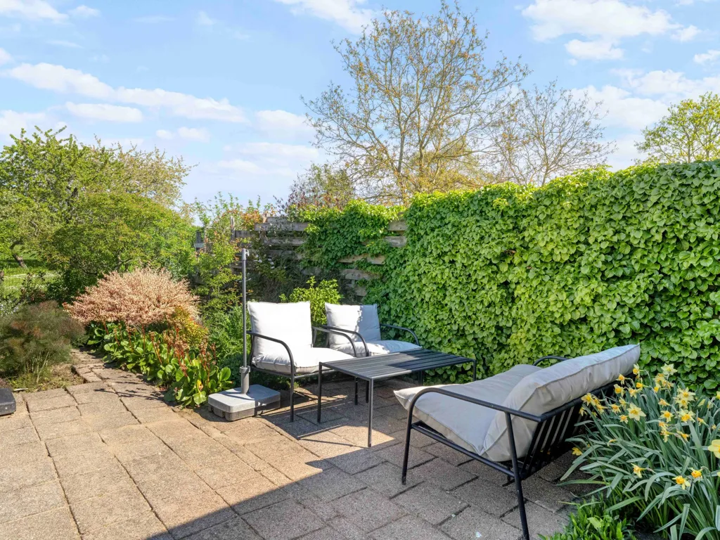 Giardino - Charming 1910 House with Water View in Vecht