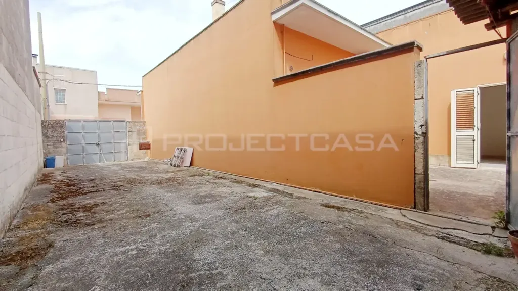 Aed - Independent House with Garden in Scorrano