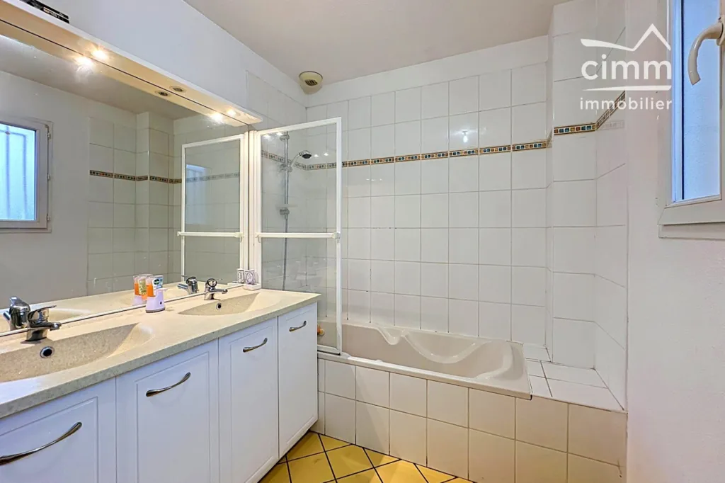 Vannitoad - Secure Villa with Garden in Carpentras