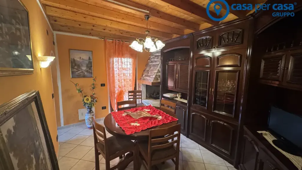 Salle à manger - Trifamiliare Villa with Garden in Bosaro