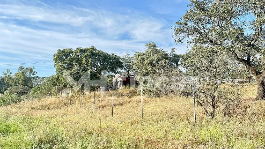 Aed - Rustic Finca with Pool in El Ronquillo