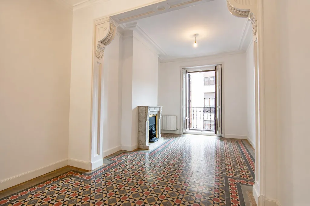 Esik - Charming Flat with Balcón in Madrid's Centro