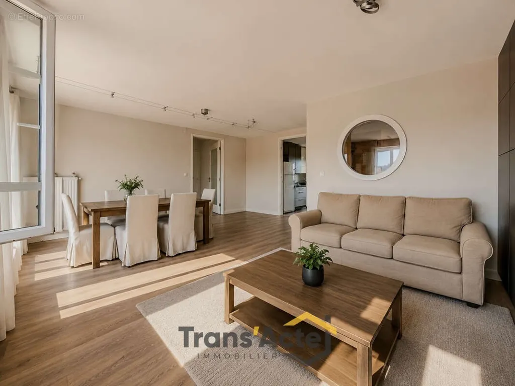 Elutuba - Bright 3-Bed Flat with Balconies in Loos